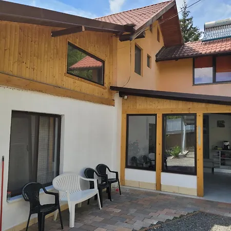 Madas Barbatesti Exterior photo